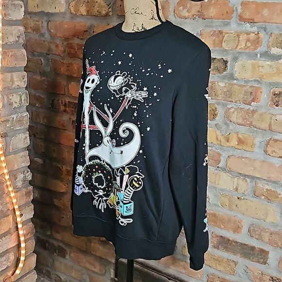 Hot Topic Disney's Nightmare Before Christmas Sweatshirt size Small - Picture 6 of 12